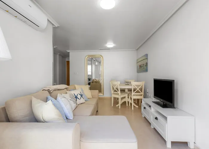 Homely Bergantin * Torrevieja