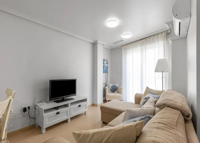 Homely Bergantin Apartment *