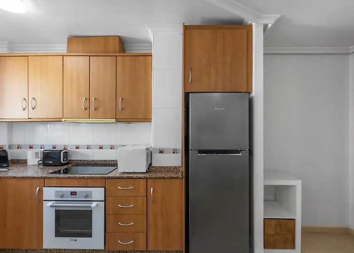 Homely Bergantin Apartment