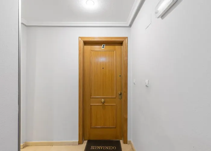 Apartment Homely Bergantin Torrevieja