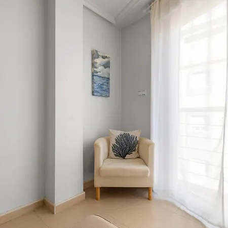 דירה Homely Bergantin